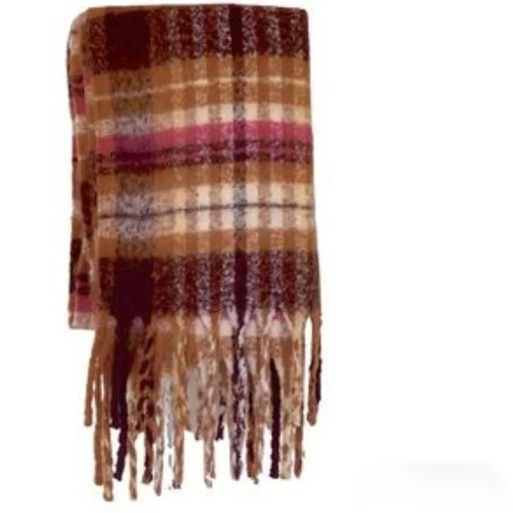 NWOT Aerie Plaid Brushed Heavyweight Scarf Purple